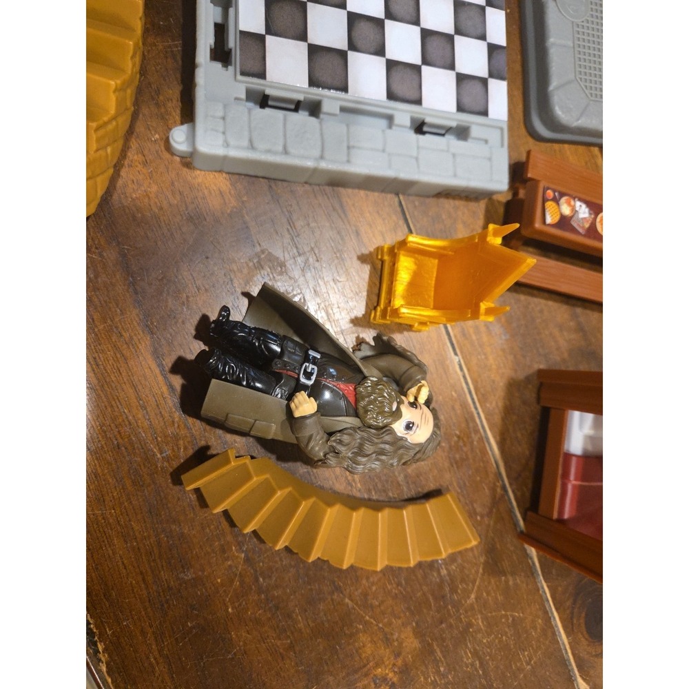 Wizarding‎ World of Harry Potter Hogwarts Castle Replacement Parts Lot & Figure - Picture 5 of 5